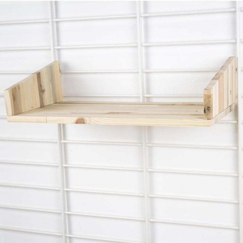 Fency keukenwandrek Tolhuijs met verplaatsbare houten plankjes bij Studio Perspective