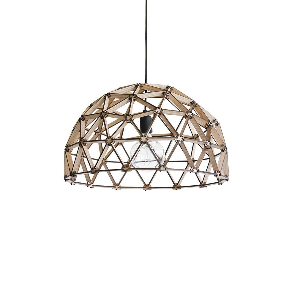 Koepellamp ø60cm is een ambachtelijke designlamp van Binthout. De hanglamp wordt gemaakt van duurzaam hout bij Studio Perspective.