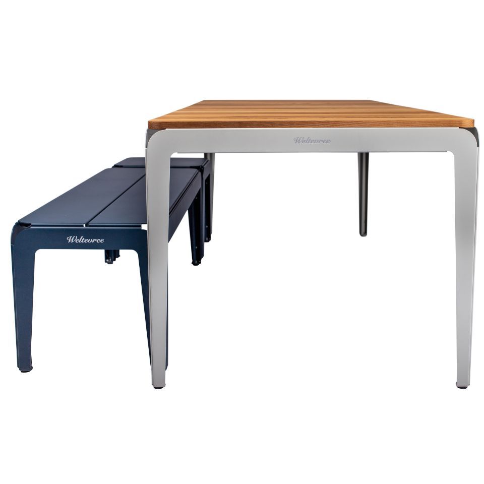 Bended-table-wood-tuintafel-grijs